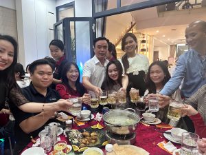 TẤT NIÊN CÔNG TY DC